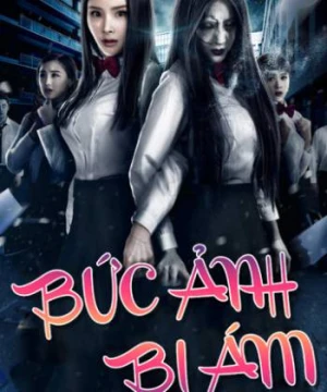 Bức Ảnh Bị Ám The Haunted Graduation Photo